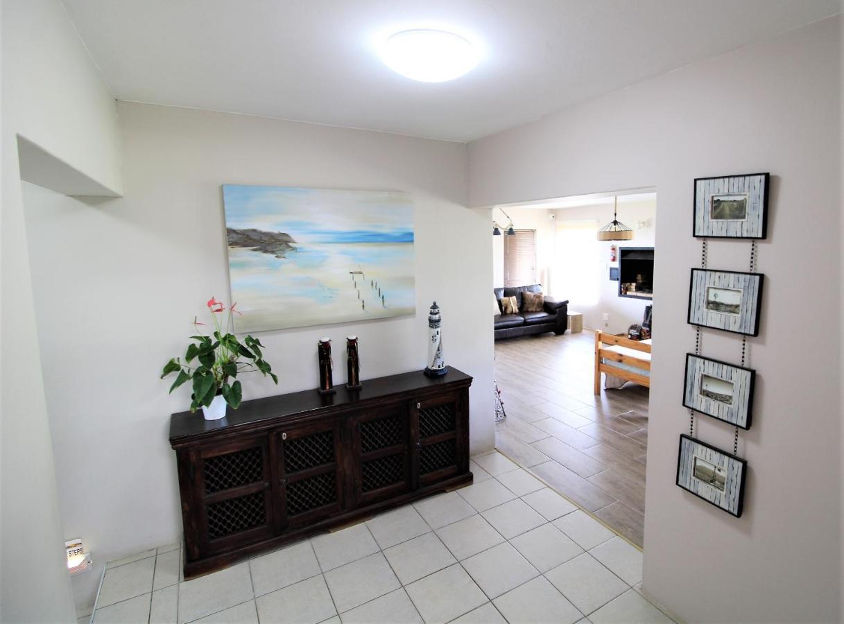 Cove View B&B อีสต์ลอนดอน ภายนอก รูปภาพ