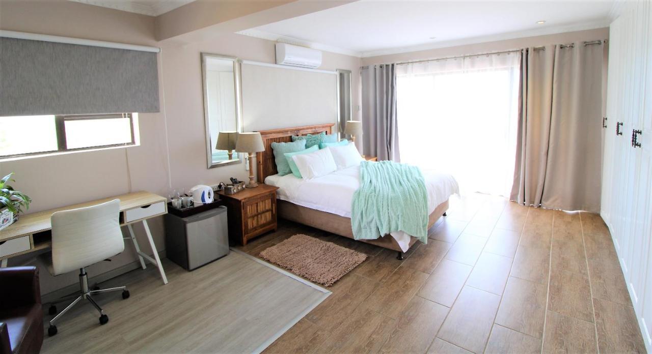 Cove View B&B อีสต์ลอนดอน ภายนอก รูปภาพ