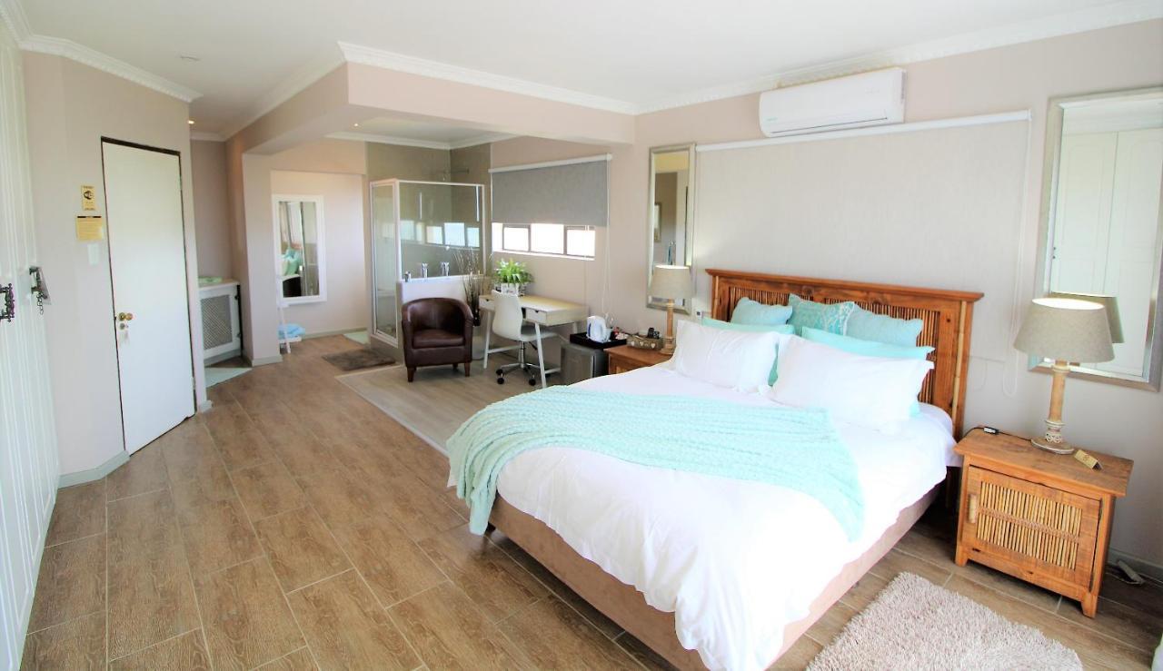 Cove View B&B อีสต์ลอนดอน ภายนอก รูปภาพ